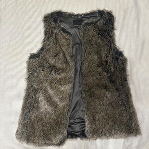 Banana Republic Faux Fur Vest in Black and Brown